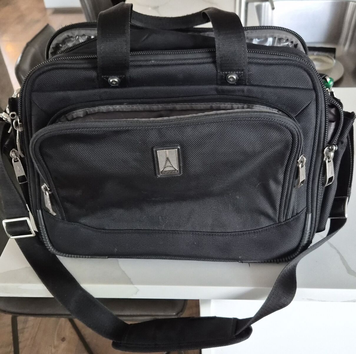 TravelPro Pilot Bag