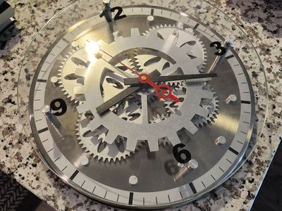 Modern Gear Wall Clock - Silver with Clear Face, Working Condition