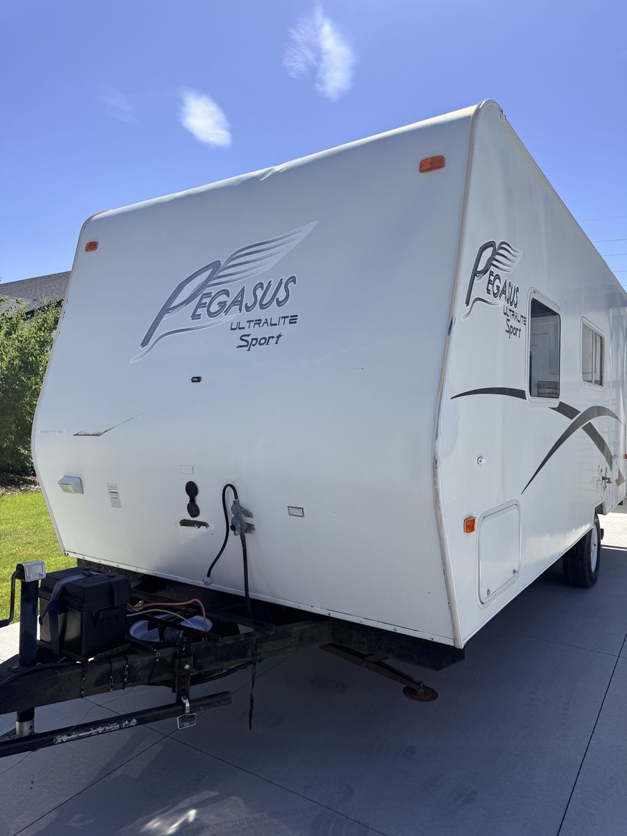 2007 Pegasus Ultralite Camp Trailer