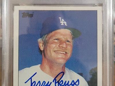 1985 Topps Jerry Reuss Autographed Card