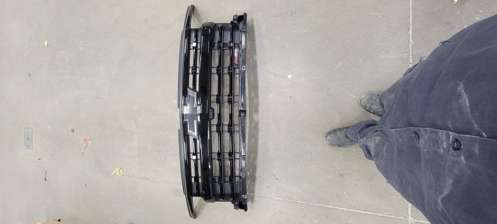 Chevy Silverado Grille