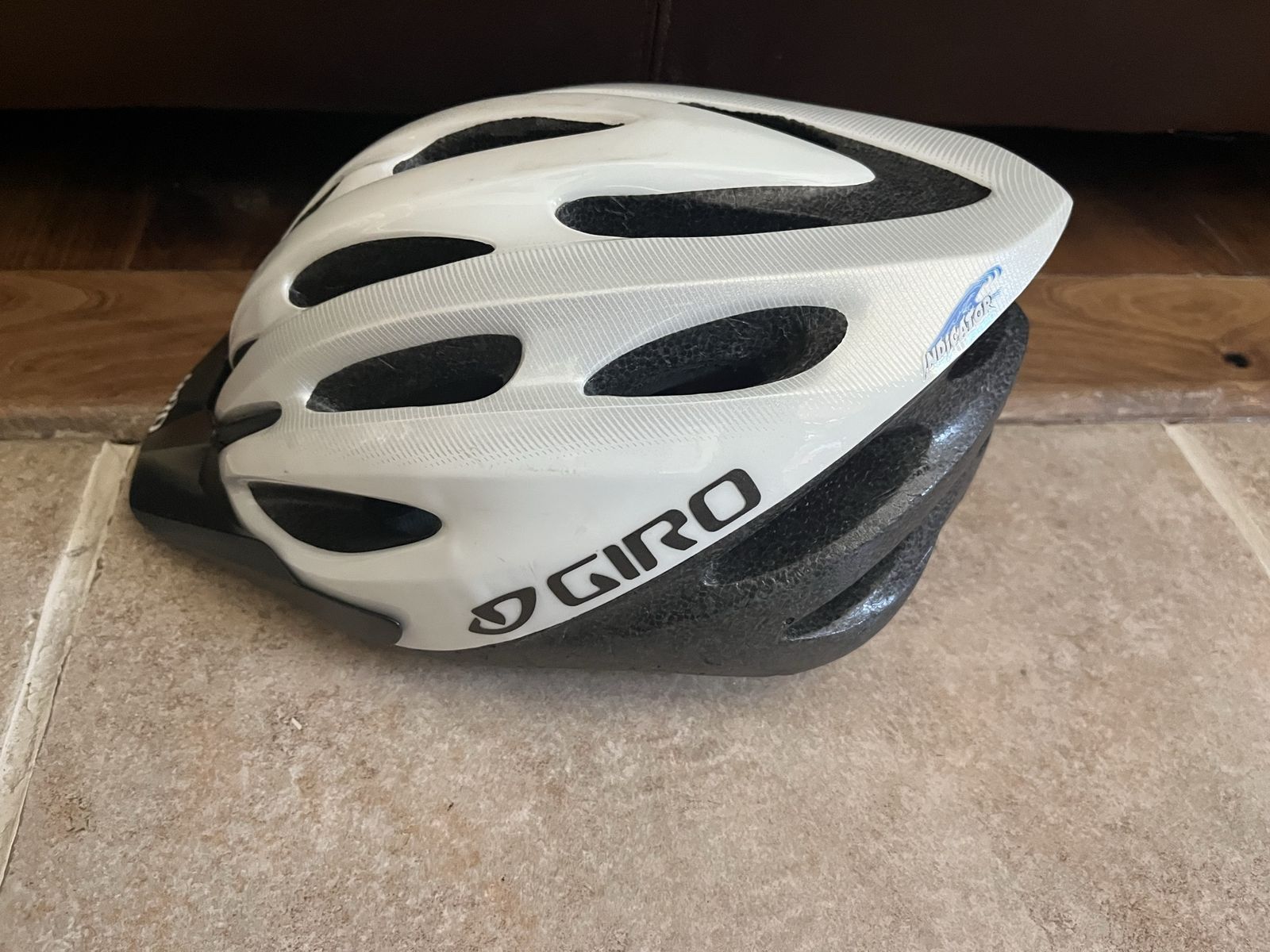 Giro bicycle helmet size M/L white/black