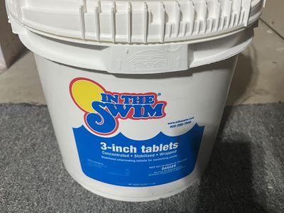 Pool 3 inch chlorine tablets