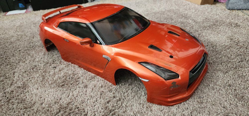 Nissan R35 GTR body