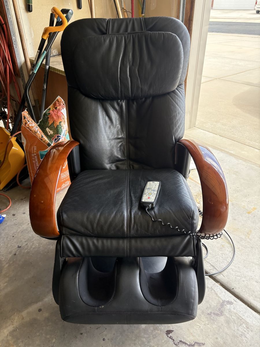 Human Touch HTT-10CRP Massage Chair