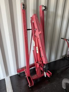 Foldable Engine Hoist, cherry picked (2 ton cap)