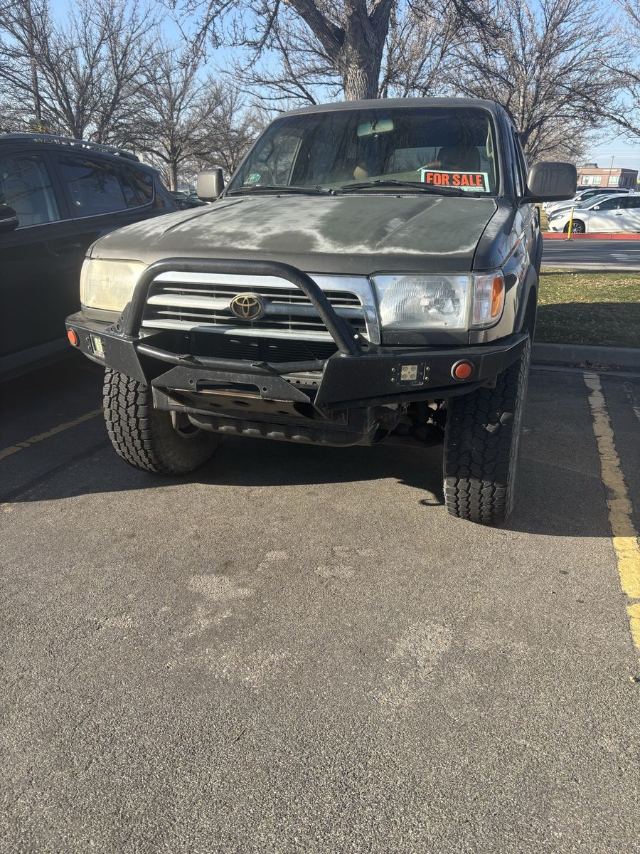 1998 Toyota 4Runner SR5
