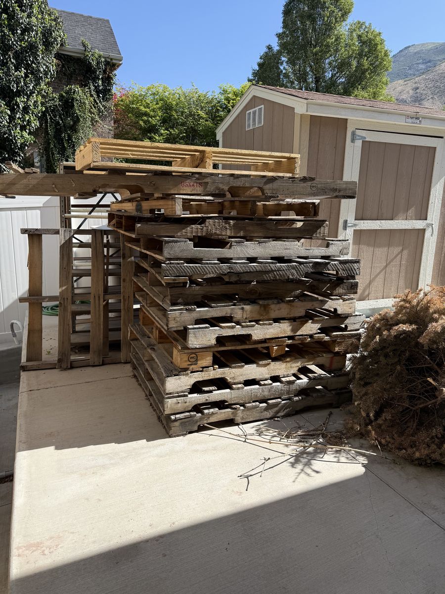 Free pallets