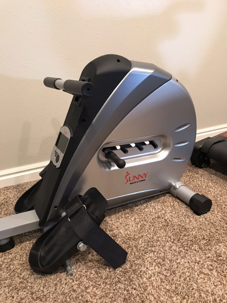 Sunny Health Rowing Machine