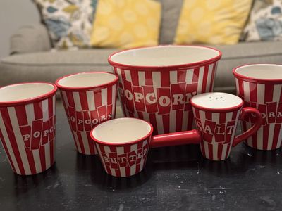 New Ceramic Popcorn bowl set