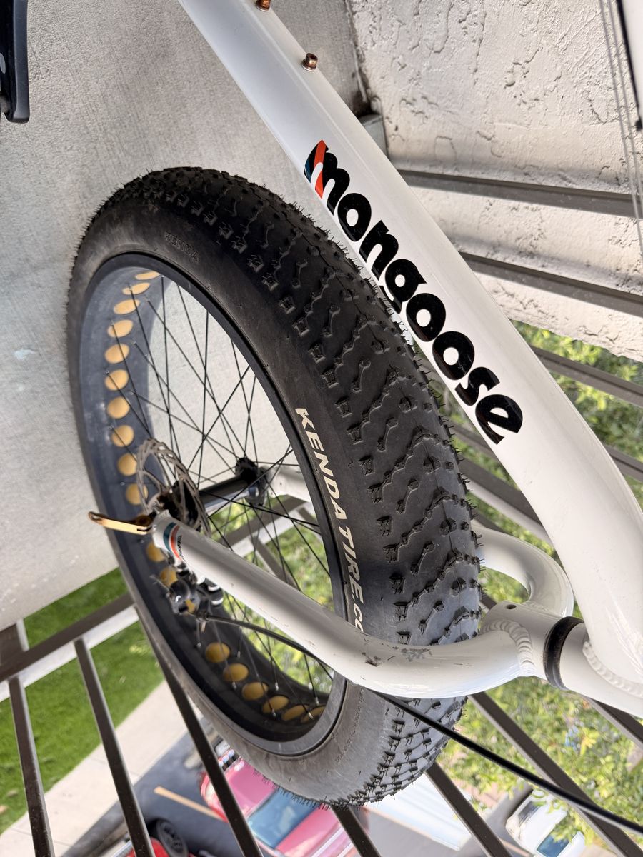 Mongoose Fat Tire Bike - White, Kenda Tires
