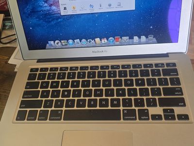 MacBook Air works perfectly. Witch charger.