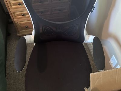 Hbada Ergonomic Office Desk Chair - Black Mesh, White Frame, Gently Used