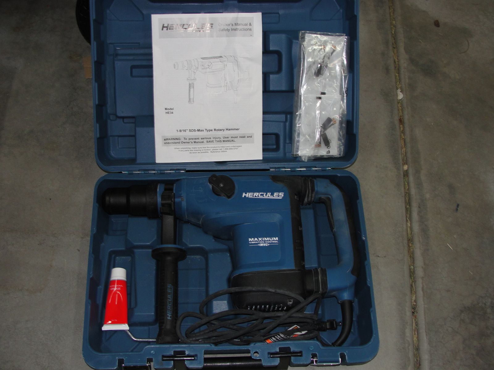Hercules 12 Amp Rotary Hammer