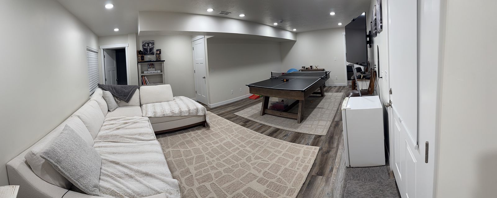 Brunswick Barren 8’ Slate Pool Table + Brunswick Ping Pong Conversion Top