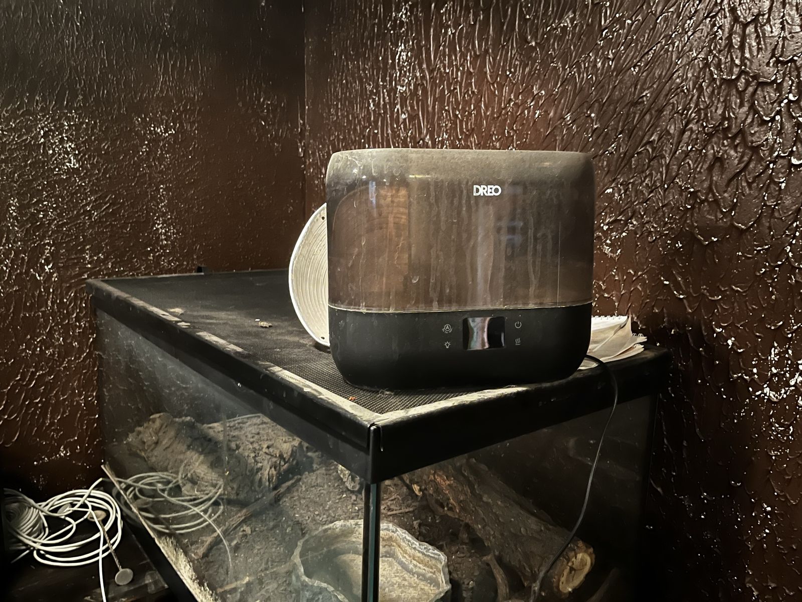 I am selling a reptile tank
