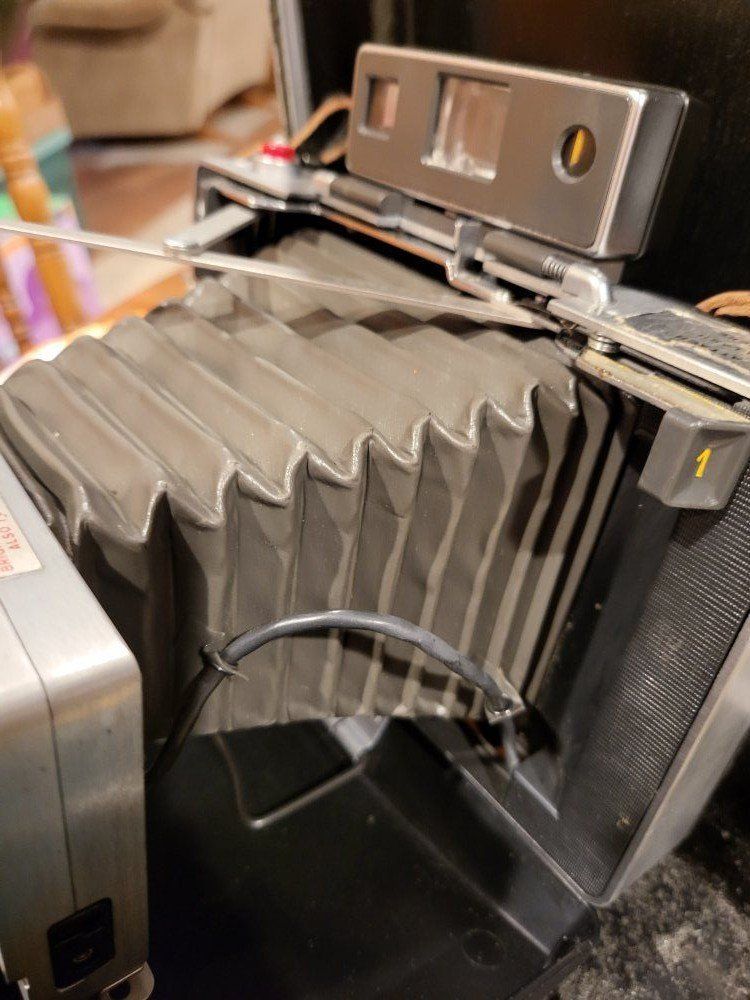 Main image 3