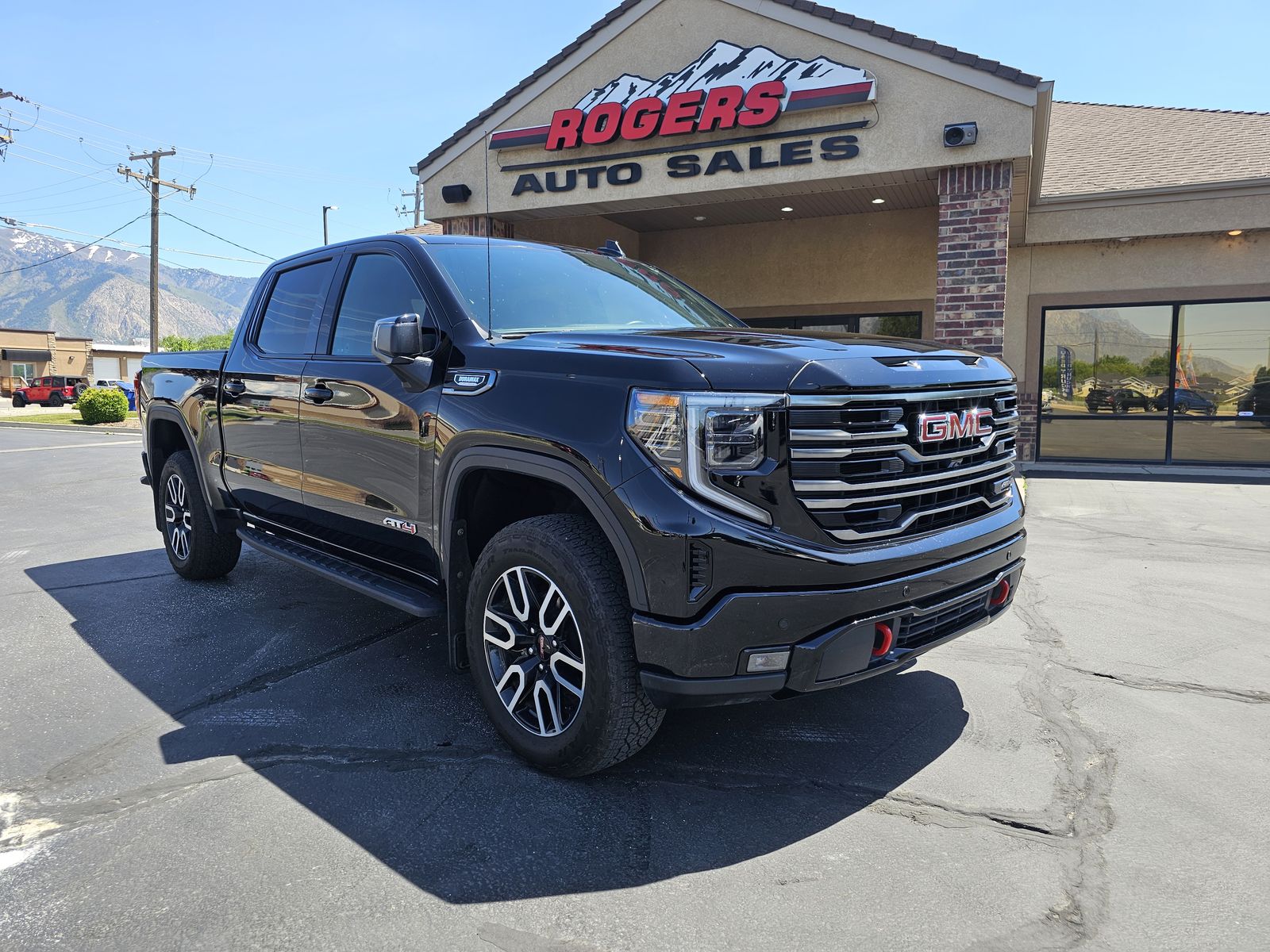 2025 GMC 1500 AT4