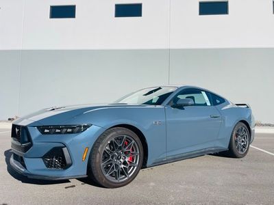 2025 FORD MUSTANG GT Premium