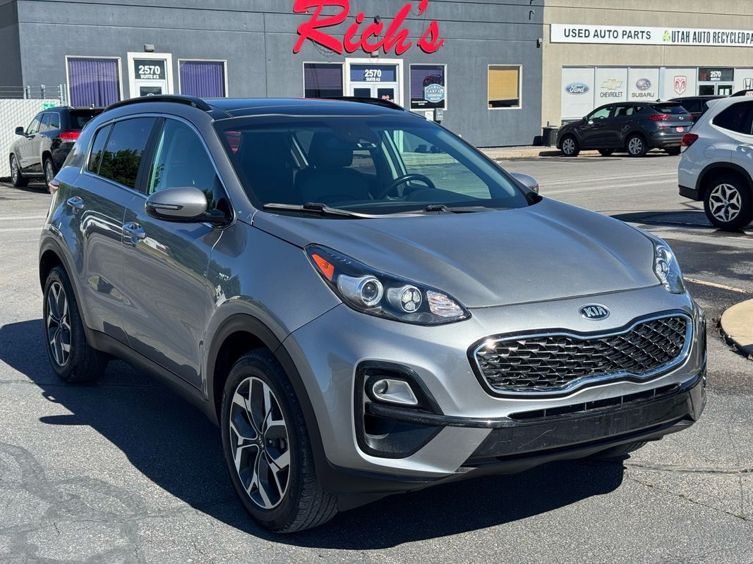 2022 Kia Sportage EX