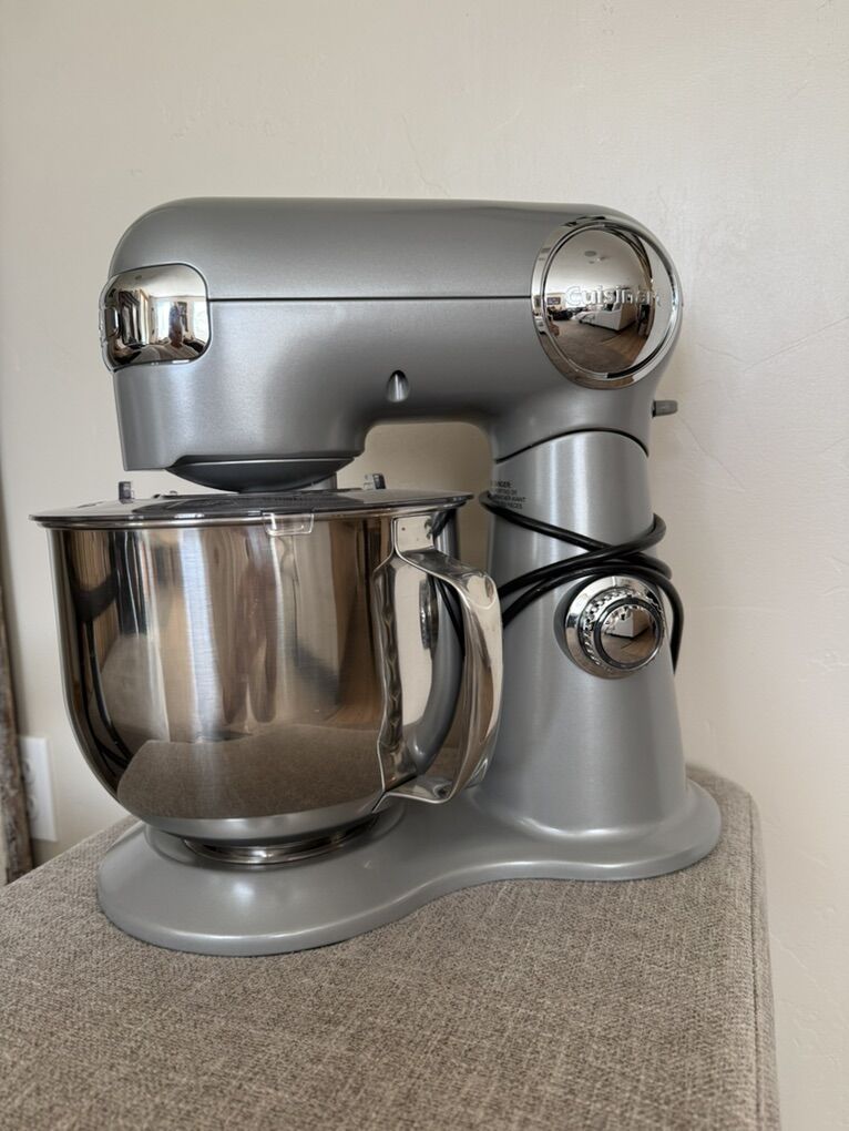 Cuisinart Stand Mixer