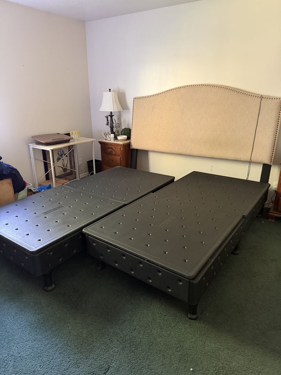 Solid bed base platform  king size, or two smaller beds- Excellent Condition