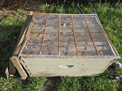 bee equipment
