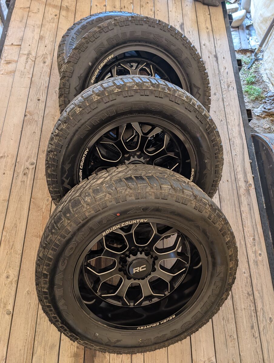 Set Of 4 37x13.5x22 - Ford Super Duty