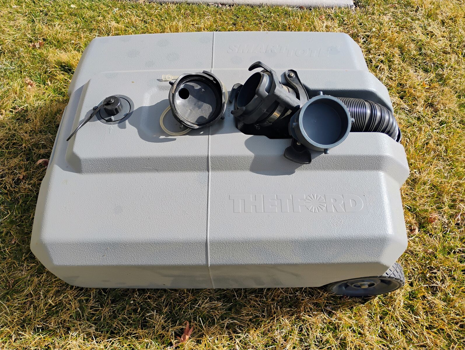 SmartTote² LX 2-Wheel, 18 Gallons Camper Waste Container