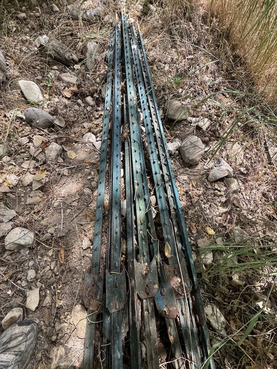 Used Green Metal T-Posts for Fencing - Lot of 7, 7 ft. long (11 total)