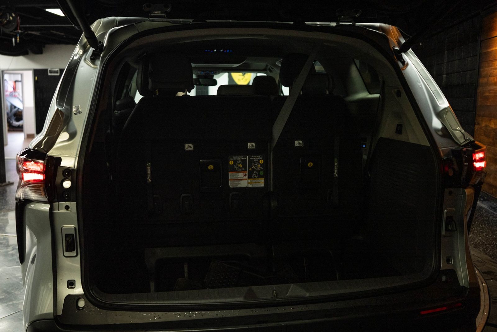 Main image 8