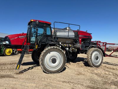 0 Case IH Patriot Sprayer 3340