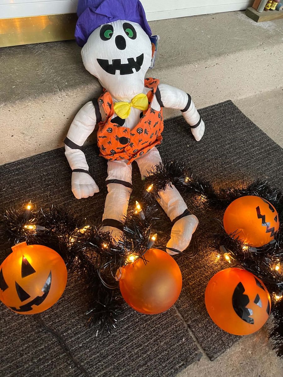 Halloween Skeleton Plush Doll with Pumpkin Tinsel Lights
