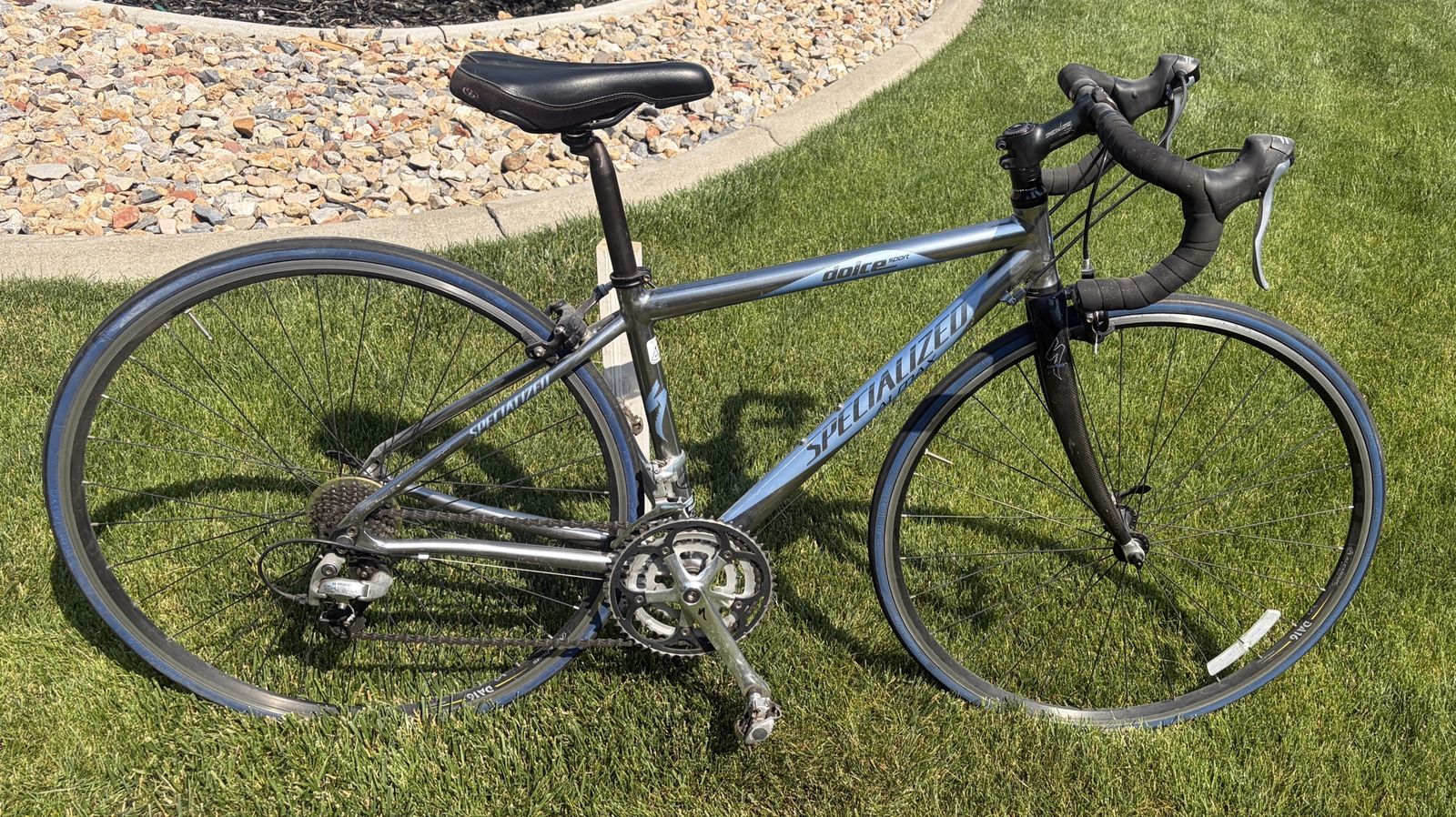 Specialized Dolce Sport road bike, XS 44 cm