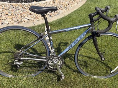 Specialized Dolce Sport road bike, XS 44 cm