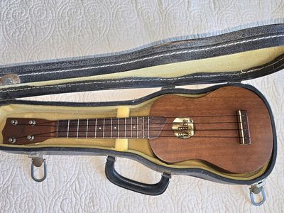 Kamaka Keiki Ukulele - Vintage Gold Label