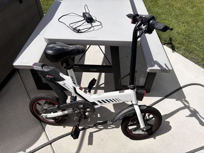Sailnovo Electric Bike - White, Portable Folding E-Bike with Charger