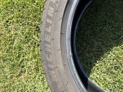 4 Michelin 275/40ZR20 Extra Load Tire 300$