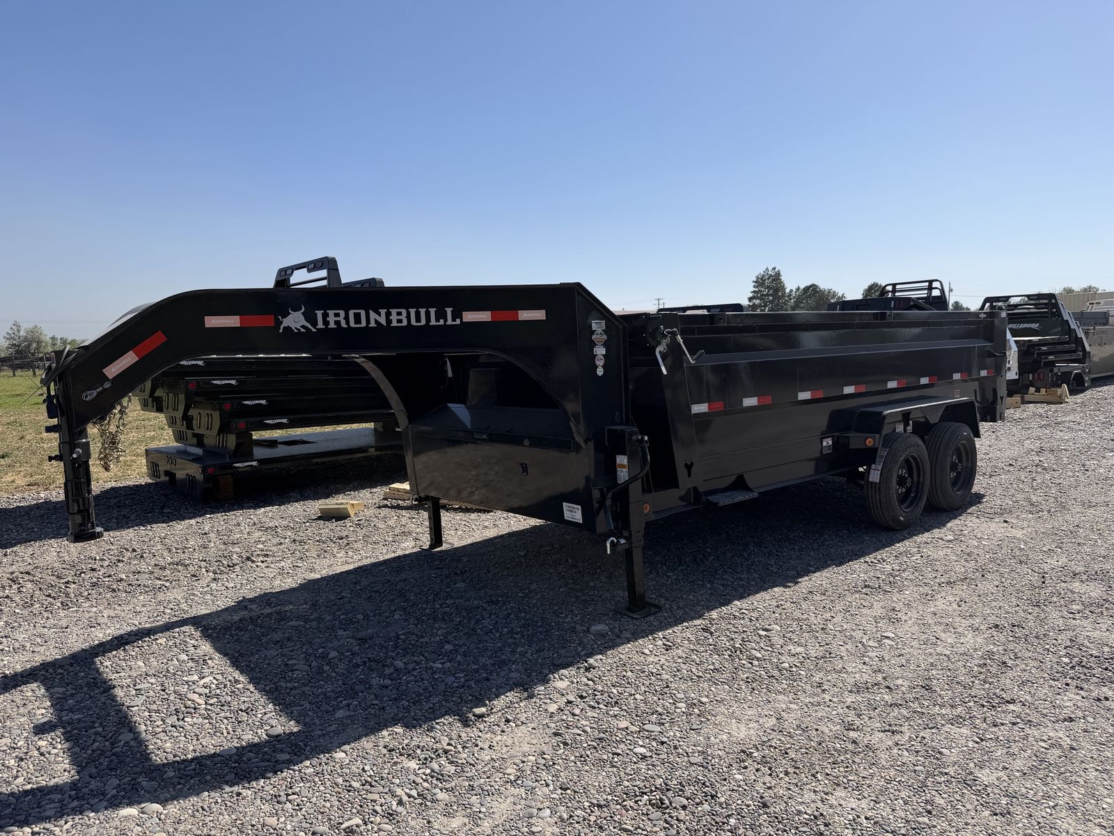 2027 Iron Bull DTG GN Dump 7’x16’