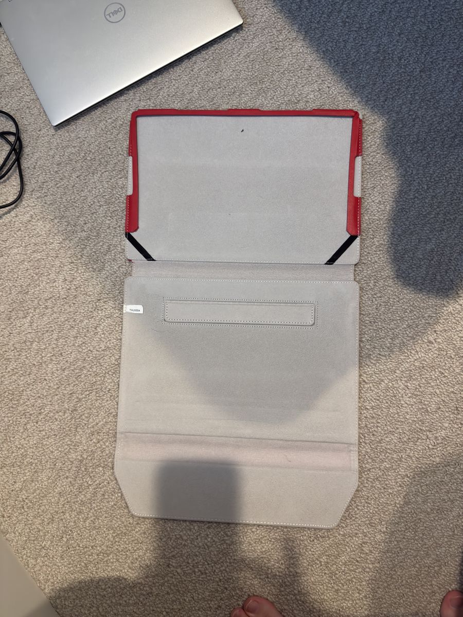 Main image 3