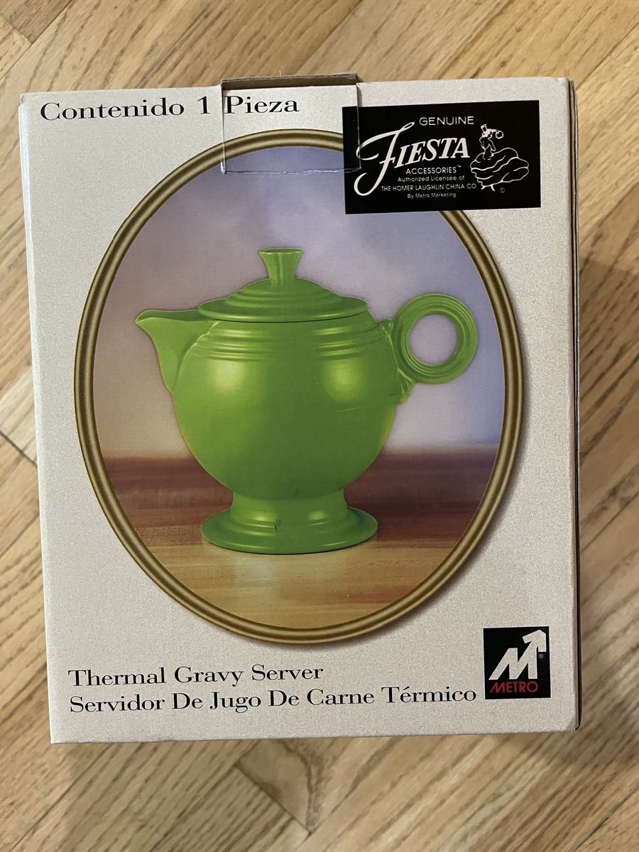 New Fiesta Chartreuse Green Gravy Server with Original Factory Box -NIB