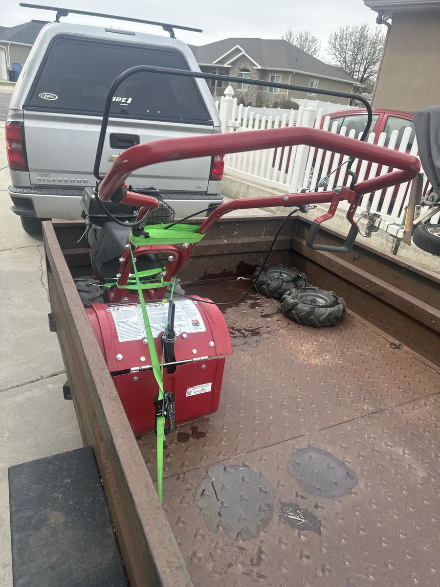 Main image 3