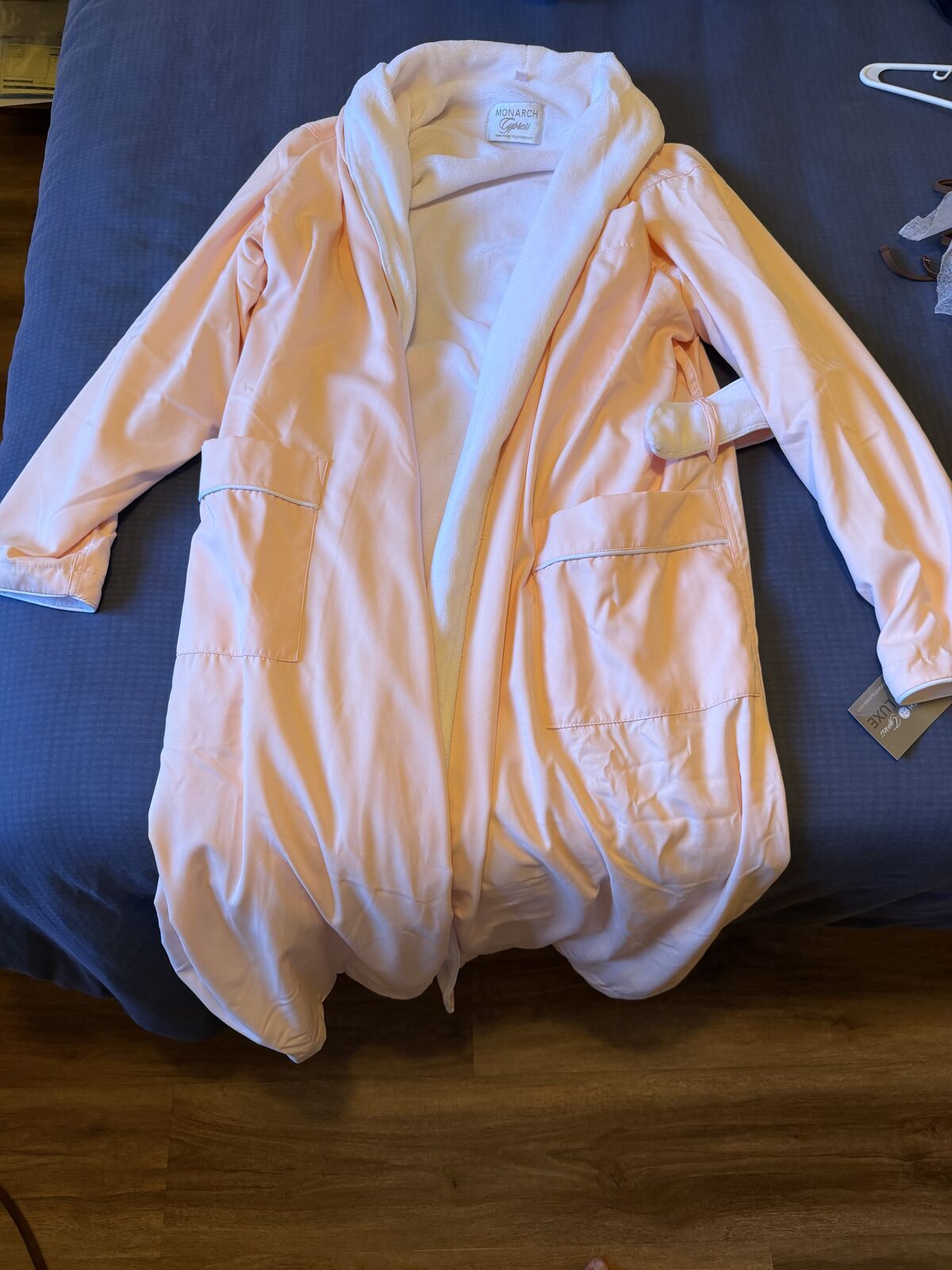 New Monarch Cypress Women's Robe