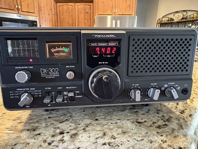 Realistic DX302 Communication Reciver