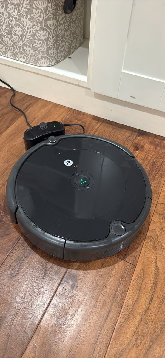 Roomba vacuum