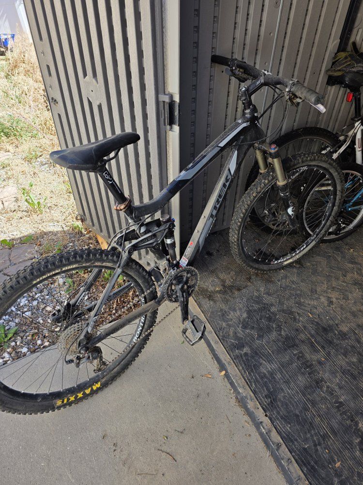 Trek Fuel ex 8 Mountian Bike