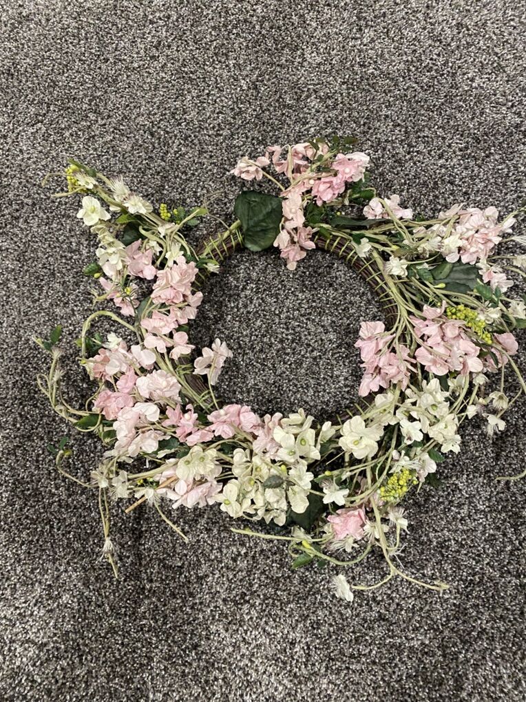 Light Pink And White Flower Wreath