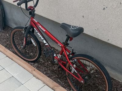 Razor Serpent 20” BMX bike