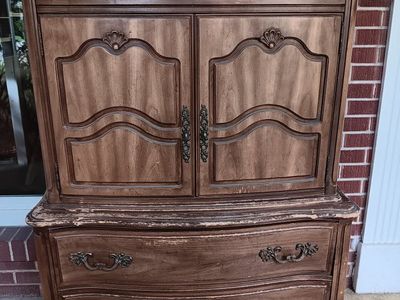 Dresser