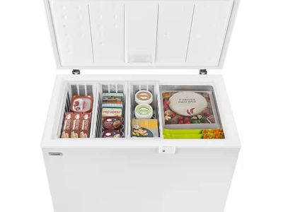 Hubspace 8.8 cu ft Chest Freezer with LED